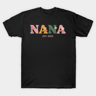 Nana Est. 2023 for New Grandma Women Wildflower Decor Grammy T-Shirt